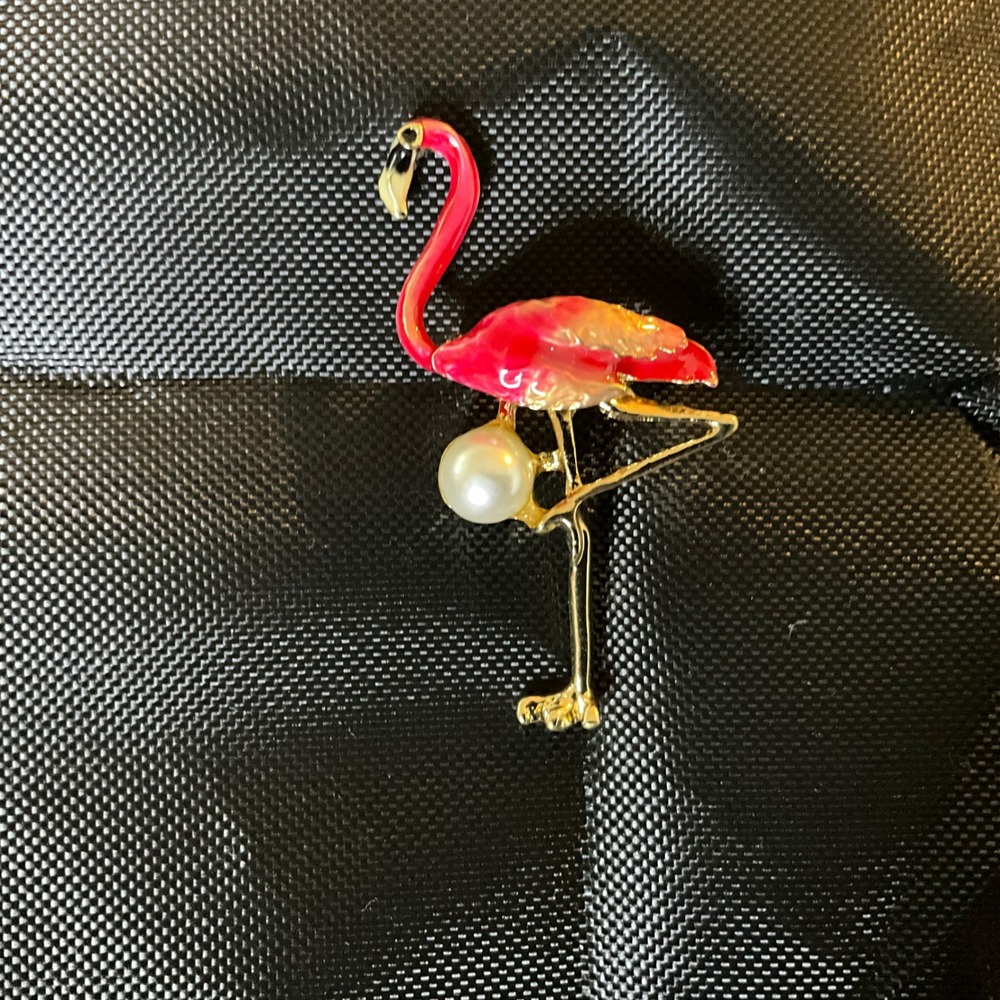 Faux Pearl Flamingo Pin Brooch Gold Tone Pink‎ Whimsical Bird Jewelry